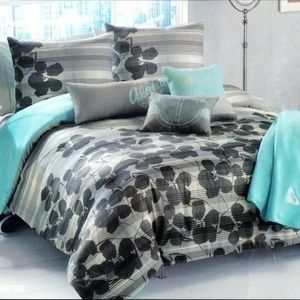 Roxy Bedspread